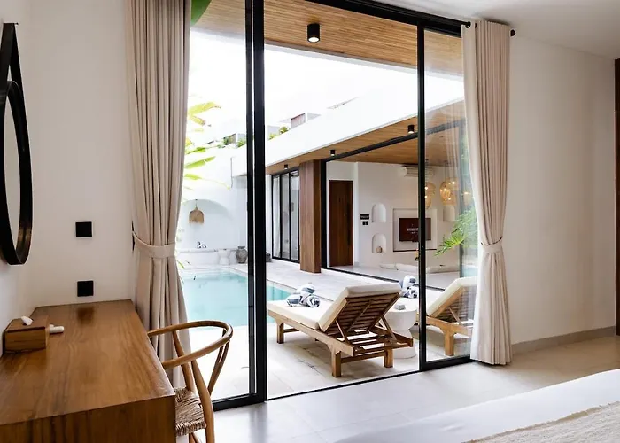 Casa Petak 8 - Tropical Haven Stylish 3br With Pool In Pererenan ヴィラ チャングー