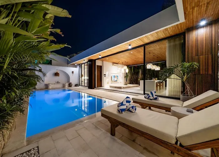 Casa Petak 8 - Tropical Haven Stylish 3br With Pool In Pererenan *