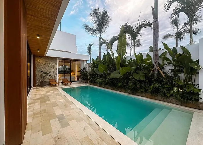 Casa Petak 8 - Tropical Haven Stylish 3br With Pool In Pererenan
