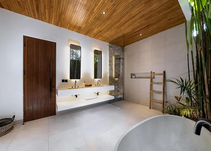Villa Casa Petak 8 - Tropical Haven Stylish 3br With Pool In Pererenan
