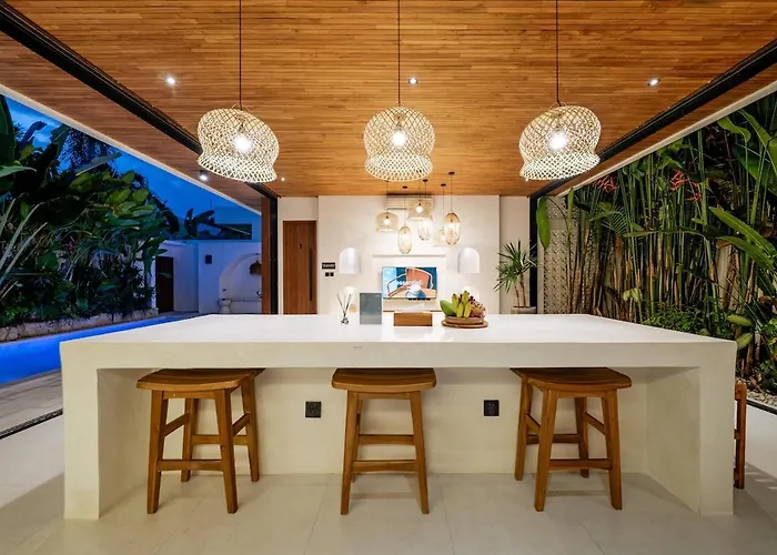 Villa Casa Petak 8 - Tropical Haven Stylish 3br With Pool In Pererenan