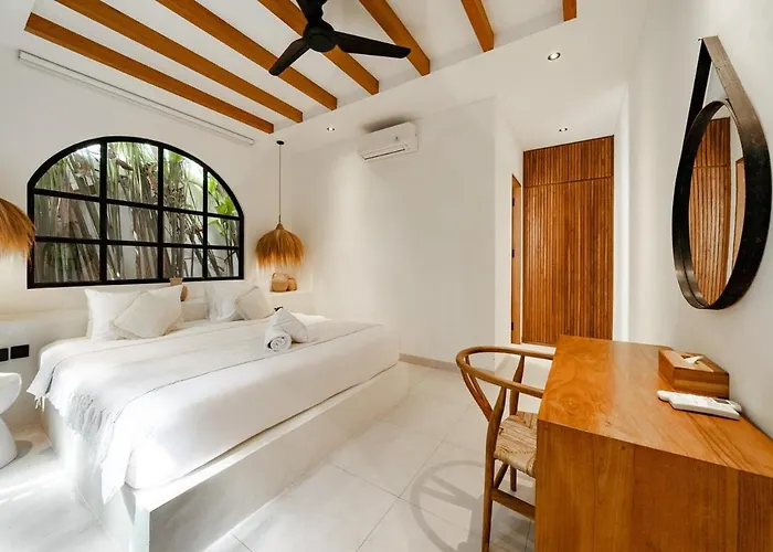 Casa Petak 8 - Tropical Haven Stylish 3br With Pool In Pererenan Villa