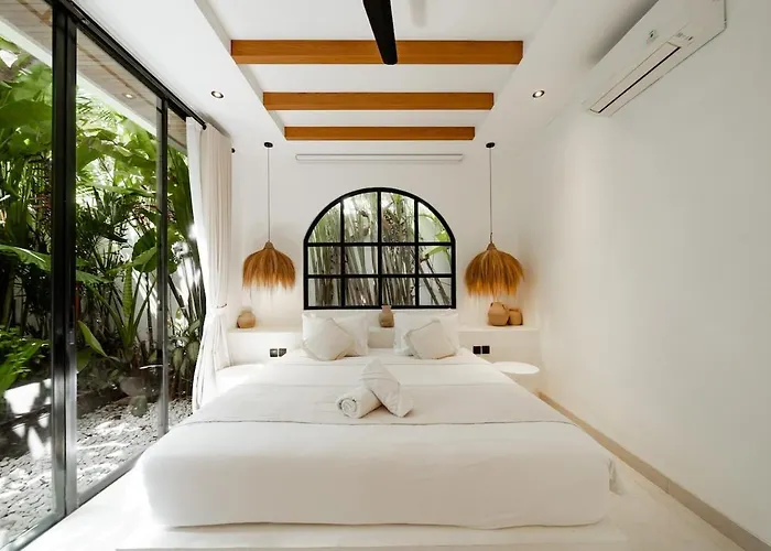 Casa Petak 8 - Tropical Haven Stylish 3br With Pool In Pererenan Canggu (Bali)