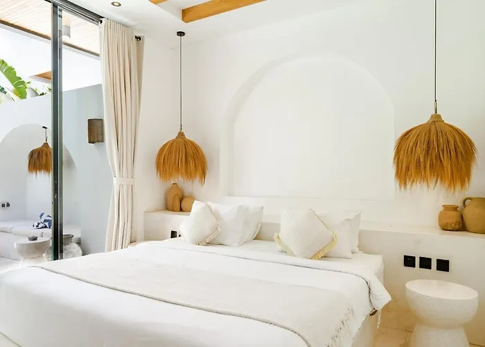 Casa Petak 8 - Tropical Haven Stylish 3br With Pool In Pererenan * Canggu (Bali)